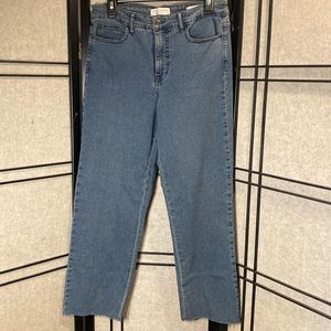 Social Standard by Sanctuary high rise crop straight size 10 jeans